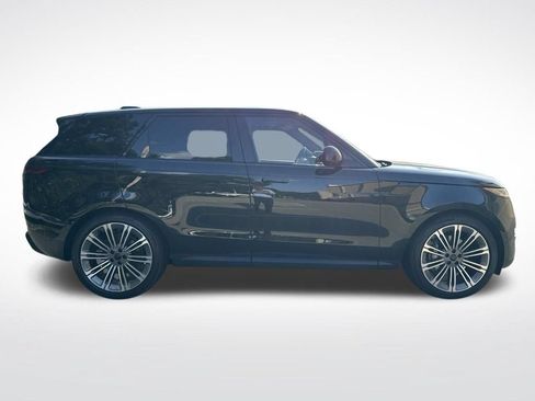 Used 2026 Land Rover Range Rover Sport SE AWD/4WD image 4
