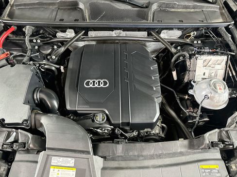 Used 2023 Audi Q5 2.0T Premium Plus w/ Premium Plus Package AWD/4WD image 35