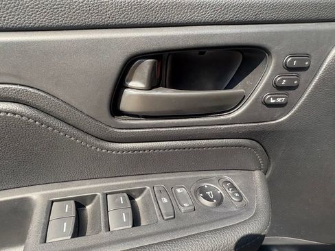 Used 2025 Honda Odyssey Sport-L image 23