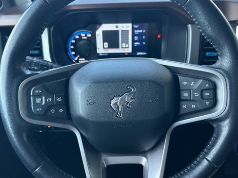 Used 2023 Ford Bronco Outer Banks AWD/4WD image 22