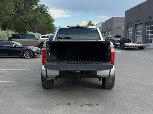 Used 2023 Toyota Tundra Limited AWD/4WD image 12