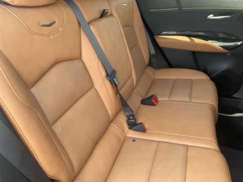 Used 2024 Cadillac XT4 Sport FWD image 14