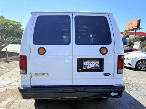 Used 2010 Ford E-250 and Econoline 250 RWD image 6