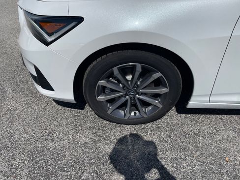 New 2026 Acura Integra FWD image 10