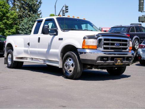 Used 1999 Ford F350 Lariat AWD/4WD image 11