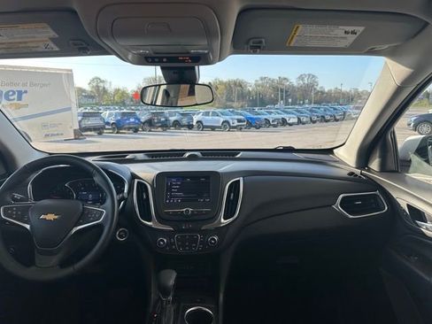 Used 2024 Chevrolet Equinox LT w/ LPO, Floor Liner Package AWD/4WD image 18