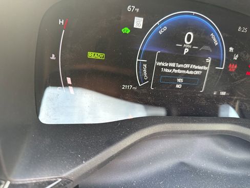 Used 2026 Toyota Camry SE w/ Convenience Package image 9