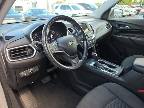 Certified 2019 Chevrolet Equinox LT w/ Driver Convenience Package FWD image 15