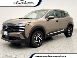 Used 2025 Nissan Kicks SV FWD video 1