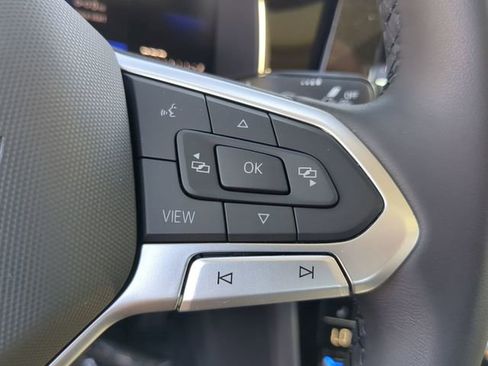 New 2026 Volkswagen Jetta SE FWD image 28