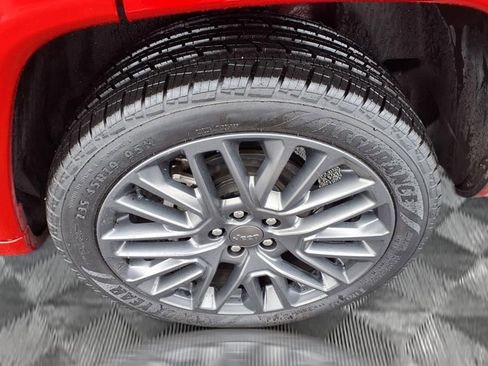 Used 2023 Jeep Compass Limited image 18