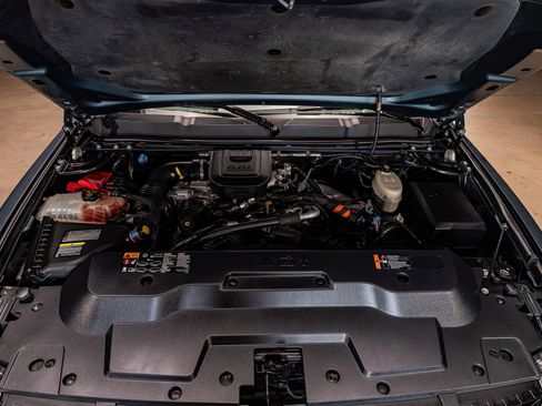 Used 2014 Chevrolet Silverado 2500 LT w/ Interior Plus Package image 28