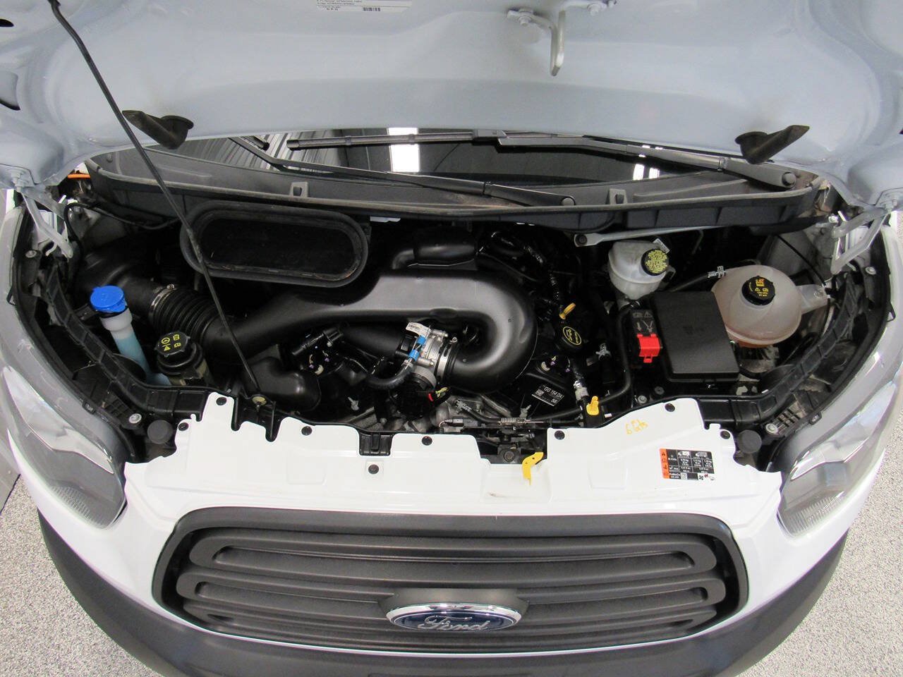 Used 2019 Ford Transit 350 148 Medium Roof RWD image 29