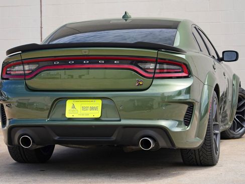Used 2020 Dodge Charger Scat Pack RWD image 4