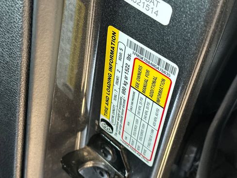 Used 2017 Ford Explorer XLT w/ Equipment Group 201A image 33