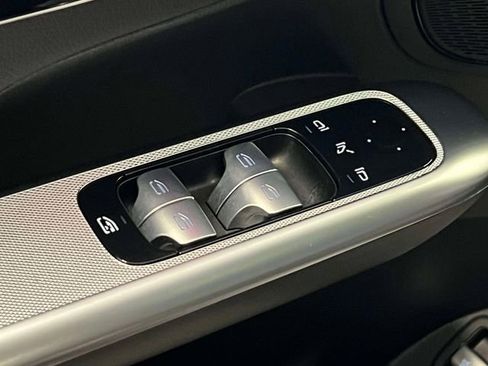 Certified 2023 Mercedes-Benz GLC 300 4MATIC image 16