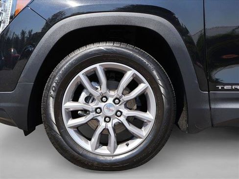 Used 2024 GMC Terrain SLT AWD/4WD image 29