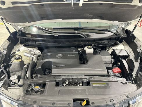 Used 2023 Nissan Murano Platinum w/ Cargo Package image 18