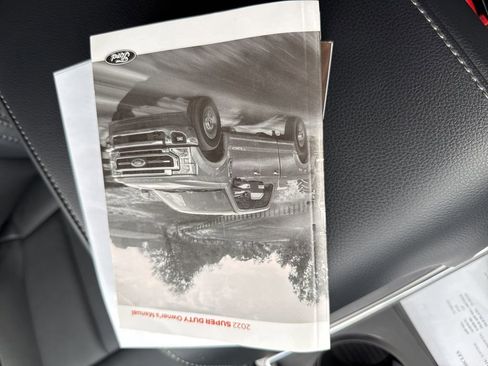 Used 2022 Ford F350 Lariat w/ Lariat Value Package image 27