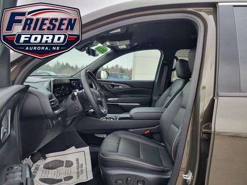 Used 2024 Chevrolet Traverse RS AWD/4WD image 14