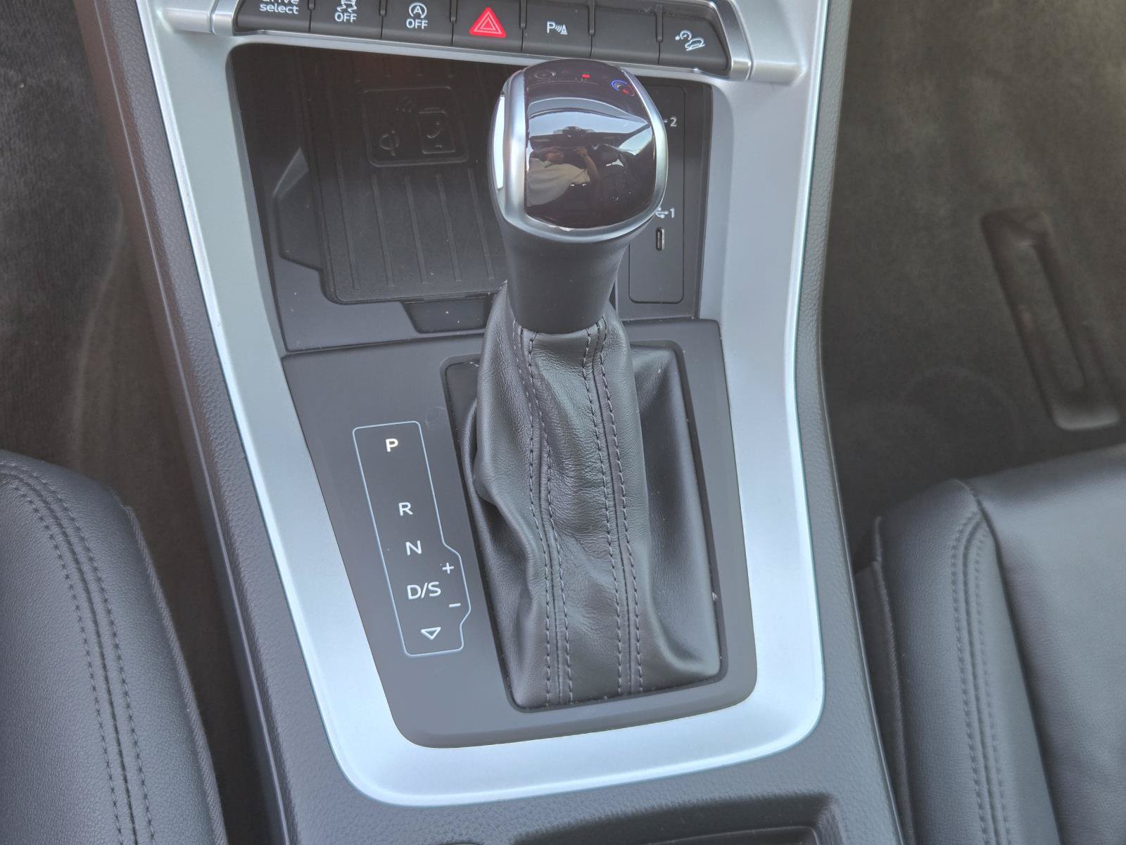 Used 2022 Audi Q3 2.0T Premium Plus AWD/4WD image 13