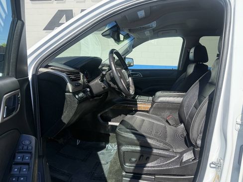 Used 2018 GMC Yukon Denali RWD image 9