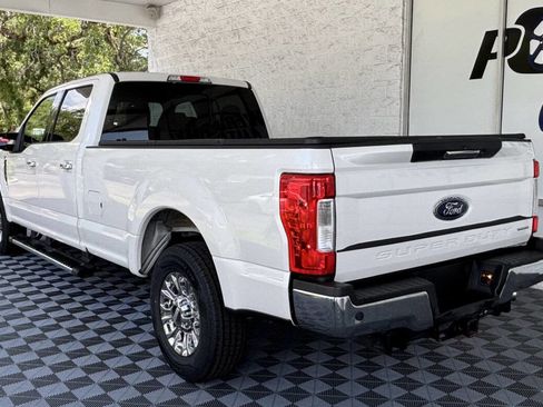 Used 2017 Ford F250 Lariat w/ Chrome Package RWD image 7