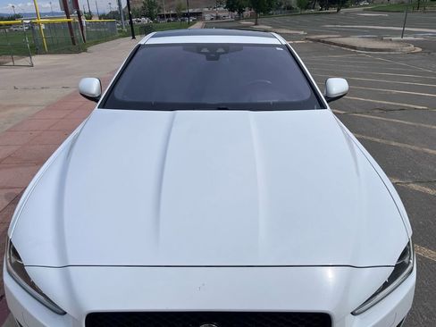 Used 2017 Jaguar XE R-Sport AWD/4WD image 9