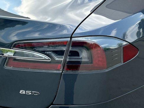 Used 2015 Tesla Model S 85D AWD/4WD image 11