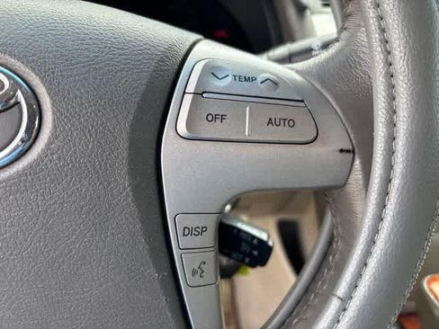 Used 2008 Toyota Camry XLE FWD image 12