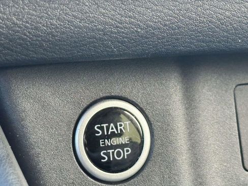 Used 2023 Nissan Rogue Platinum w/ Platinum Premium Package image 17