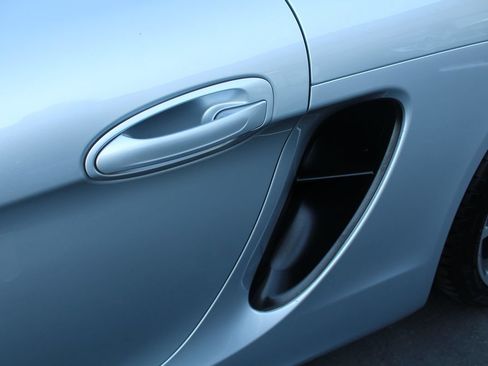 Used 2014 Porsche Cayman RWD image 12