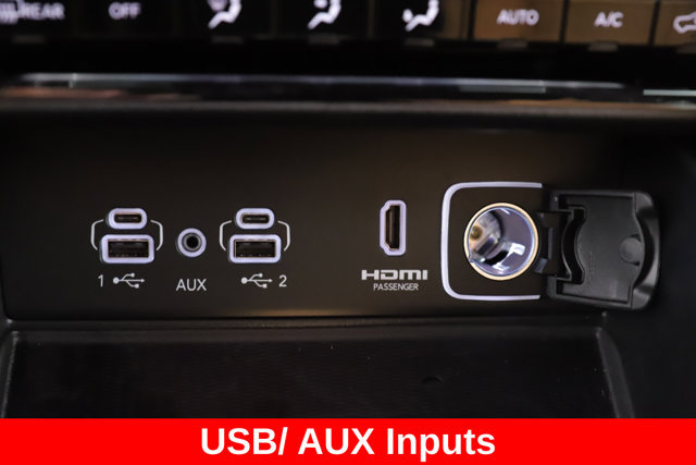 Used 2025 Jeep Grand Cherokee Summit AWD/4WD image 28