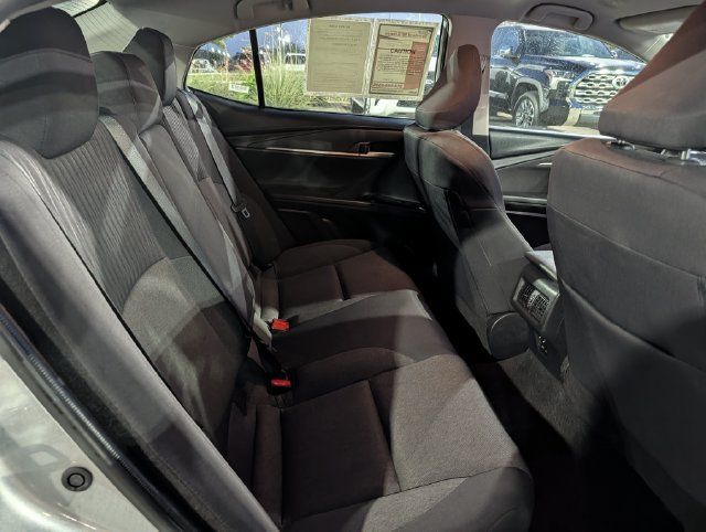 Used 2025 Toyota Camry LE FWD image 32