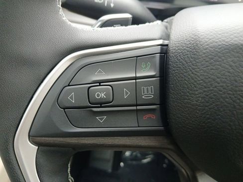 New 2026 Jeep Grand Cherokee L Limited RWD image 11