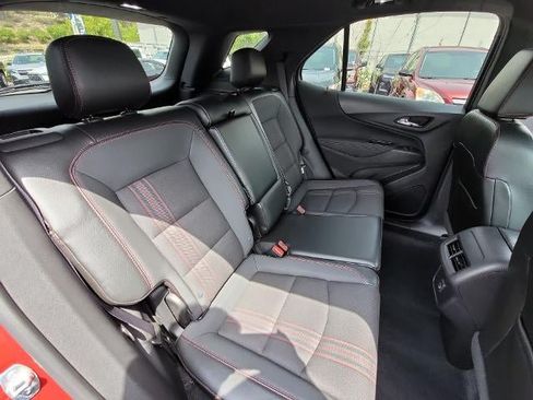 Used 2024 Chevrolet Equinox RS w/ LPO, Cargo Package FWD image 28