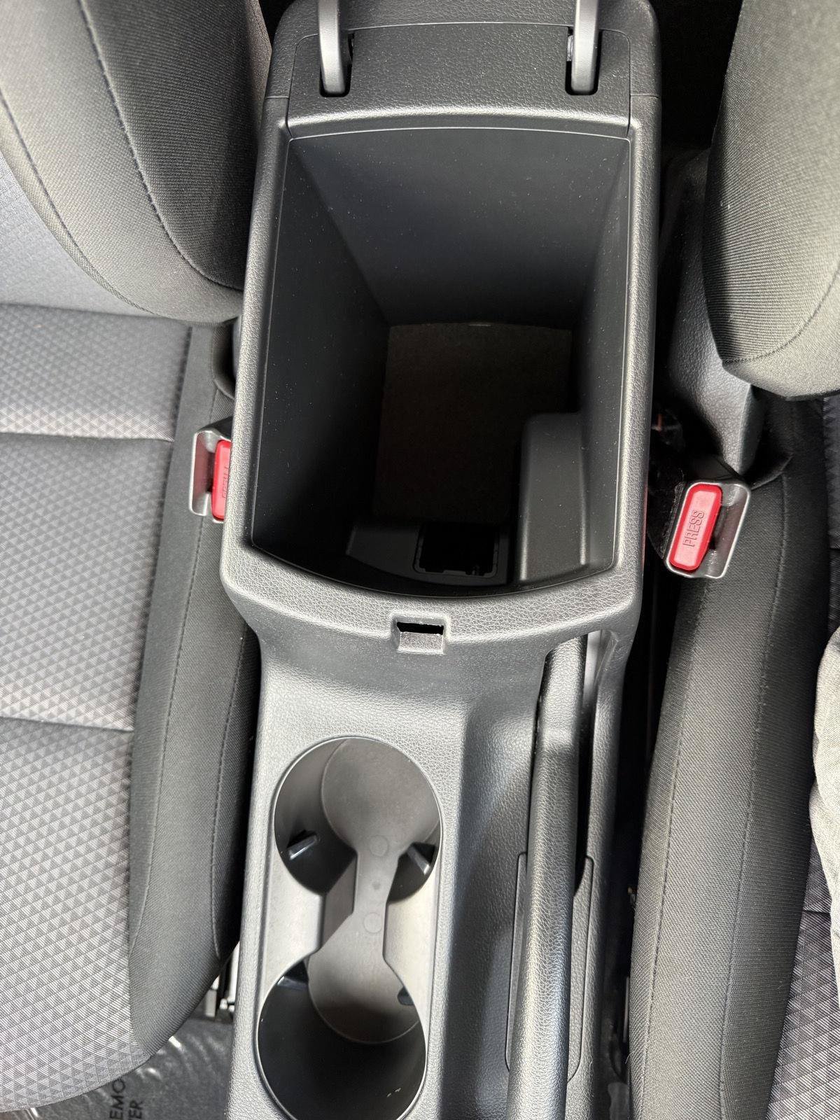 Used 2025 Kia Soul LX FWD image 15