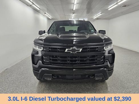 Used 2026 Chevrolet Silverado 1500 RST w/ Z71 Off-Road Package AWD/4WD image 2