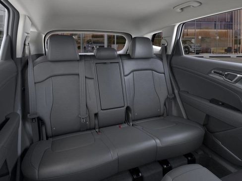 Used 2025 Kia Sportage EX image 17