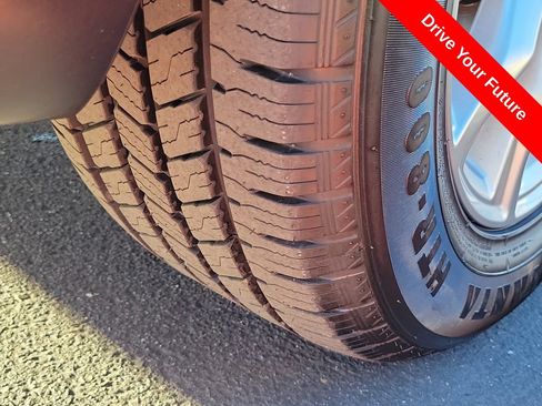 Used 2023 Honda CR-V EX-L image 29