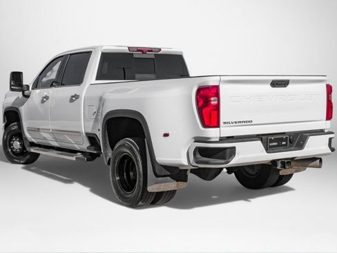 Used 2024 Chevrolet Silverado 3500 High Country w/ High Country Premium Package image 8