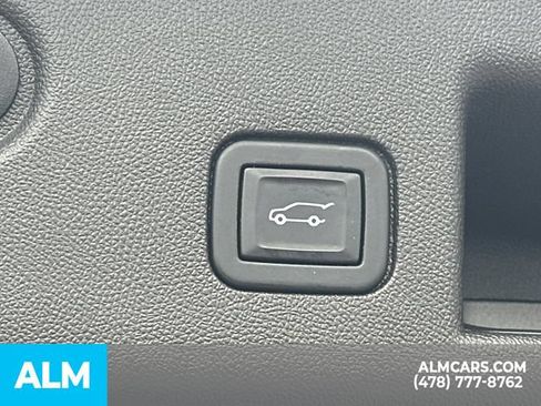 Used 2022 Chevrolet Equinox LT FWD image 22