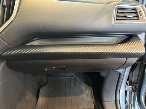 Used 2023 Subaru Ascent Premium w/ Convenience Package AWD/4WD image 33