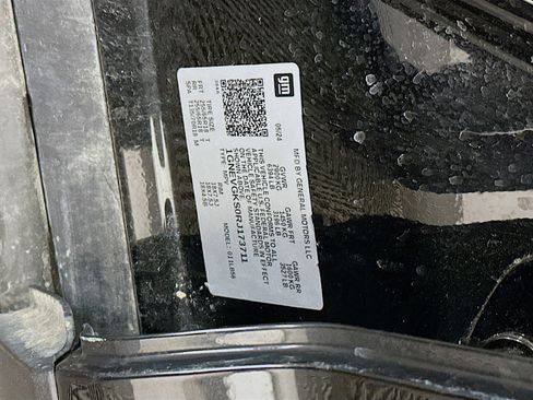 Used 2024 Chevrolet Traverse LT image 12