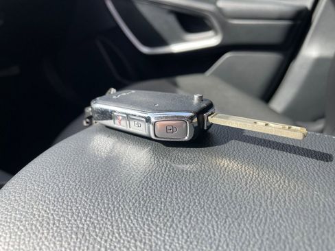 Used 2025 Kia Soul LX w/ LX Technology Package image 21