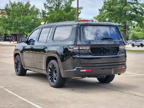 Used 2022 Jeep Grand Wagoneer Series II AWD/4WD image 8