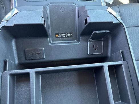 New 2026 GMC Sierra 1500 SLT w/ SLT Convenience Package image 24