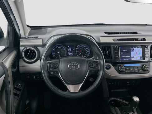 Used 2017 Toyota RAV4 Platinum w/ Cargo Management Package FWD image 17