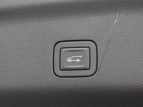 New 2026 Chevrolet Tahoe High Country image 24