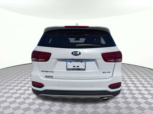Used 2019 Kia Sorento EX image 4